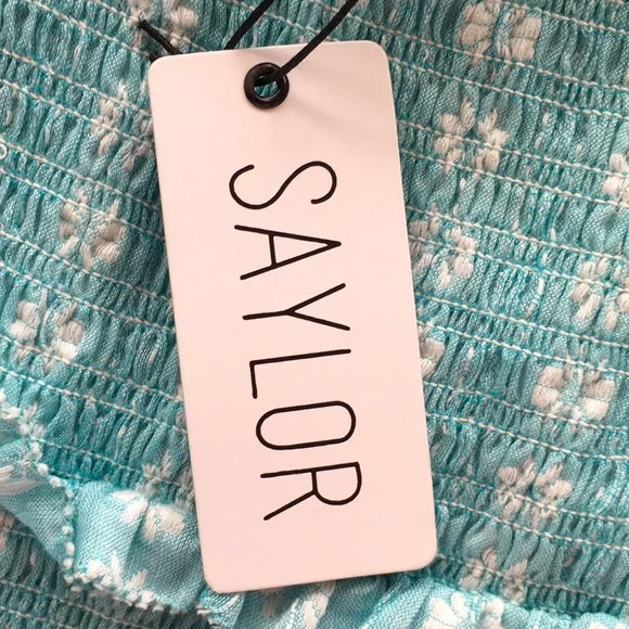 Saylor Crop Top - Picture 4 of 6